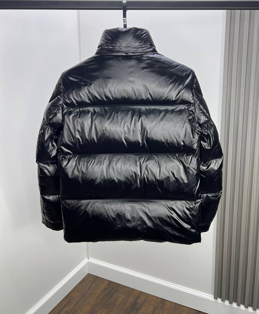 Пуховик Moncler