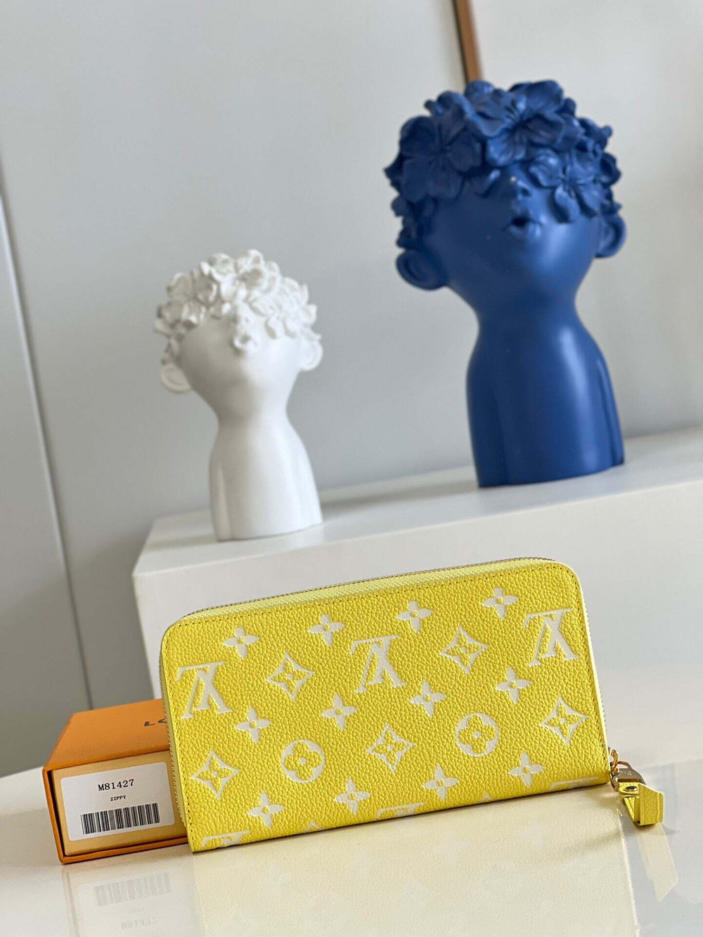 Louis Vuitton Zippy Wallet