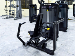 Жим от груди сидя SPIRIT SP-3504 со стеком 109 кг