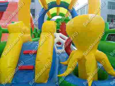 Надувной батут "Весёлая плантация" 12*5*6 м