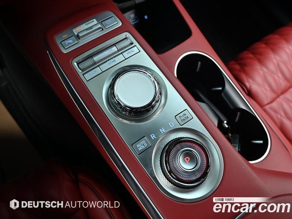 Genesis GV70 2.5T Бензин AWD (01.2022)