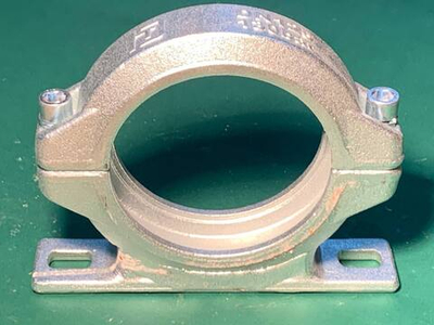 Хомут бетоновода DN125 (148 мм) два болта на площадке