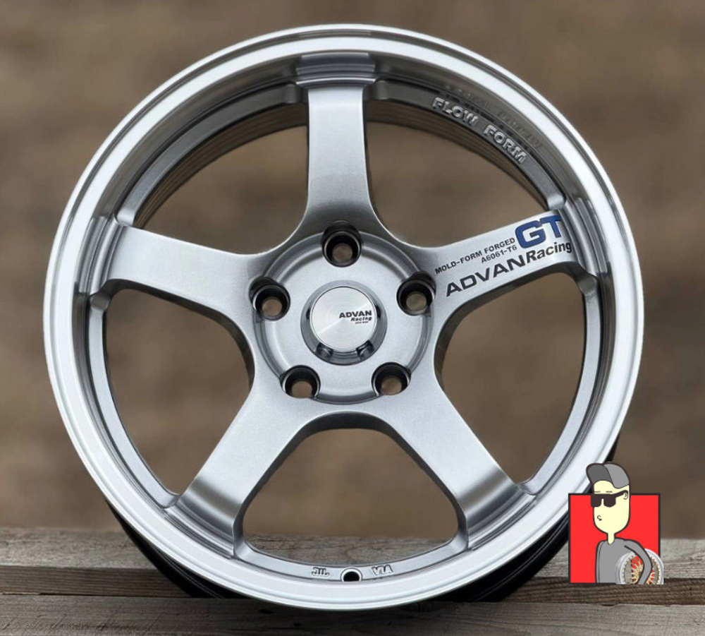Комплект дисков Advan GT 15x7 et30 5x114.3