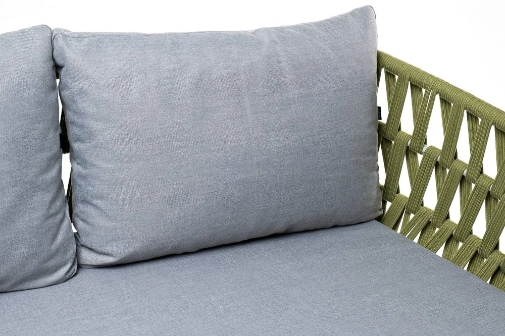 "Диего" диван 2-местный плетеный из роупа, каркас алюминий светло-серый (RAL7035) муар, роуп салатовый меланж круглый, ткань светло-серая