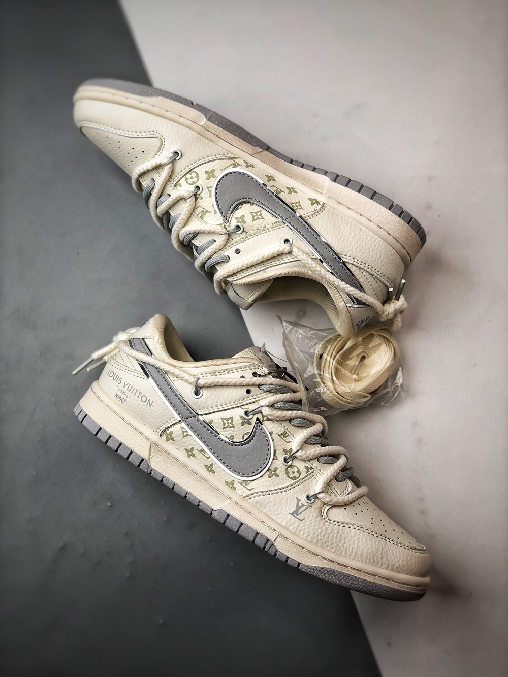 Nike Dunk Low