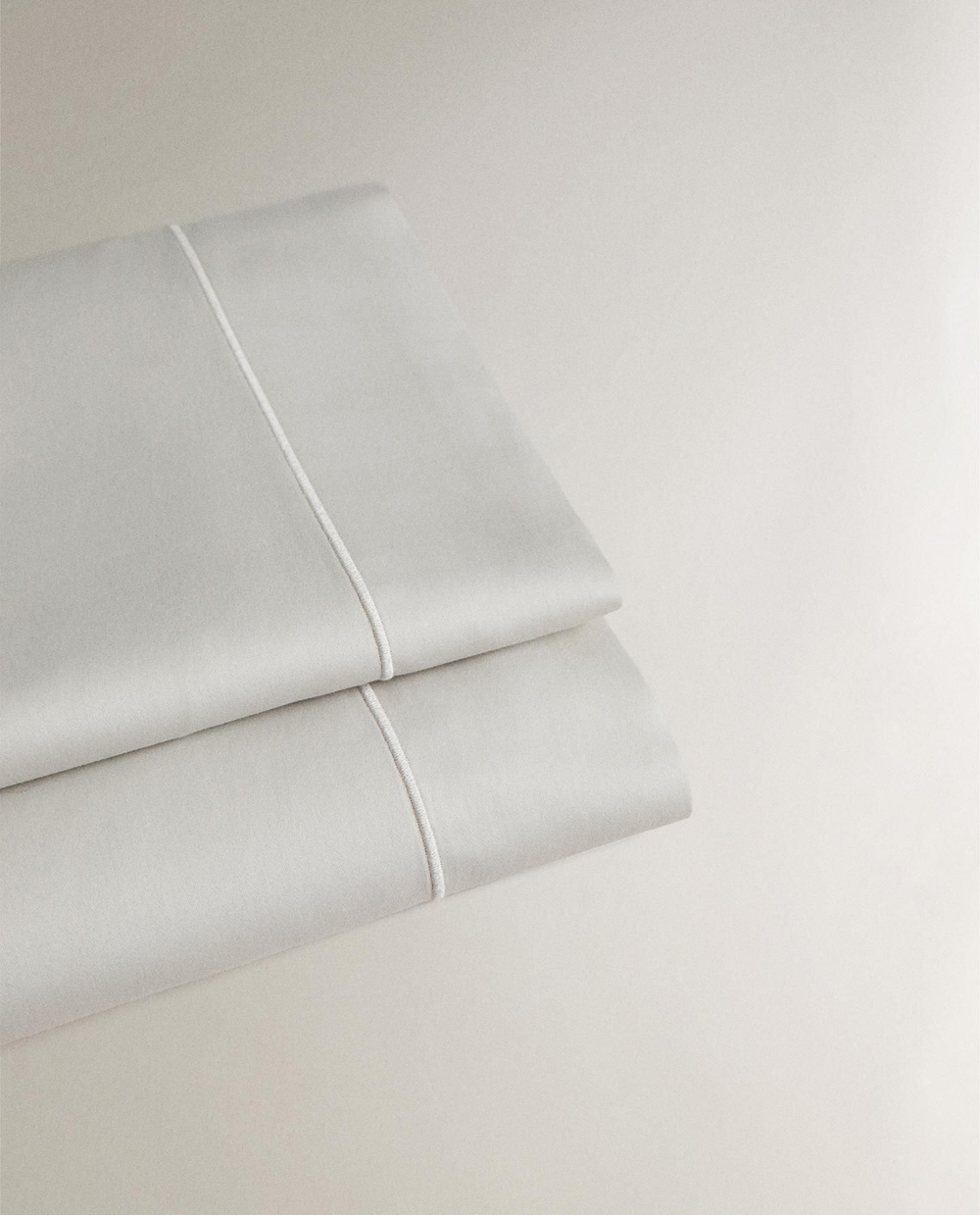 Zara Home - Простыня из сатина с подолом (300 нитей), серый, 240x280 см