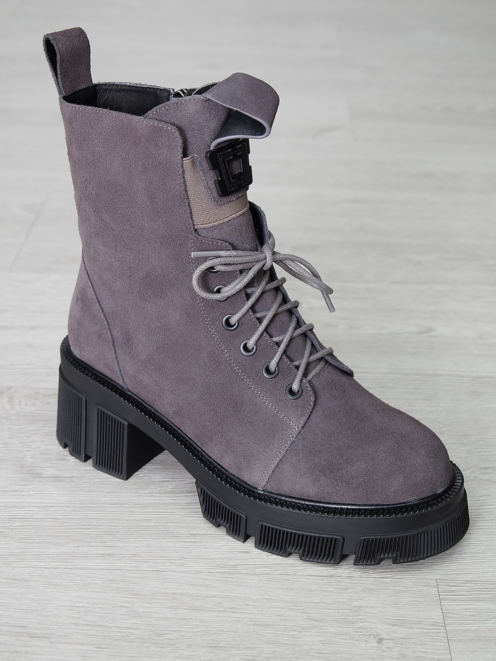 Ботинки женские зимние