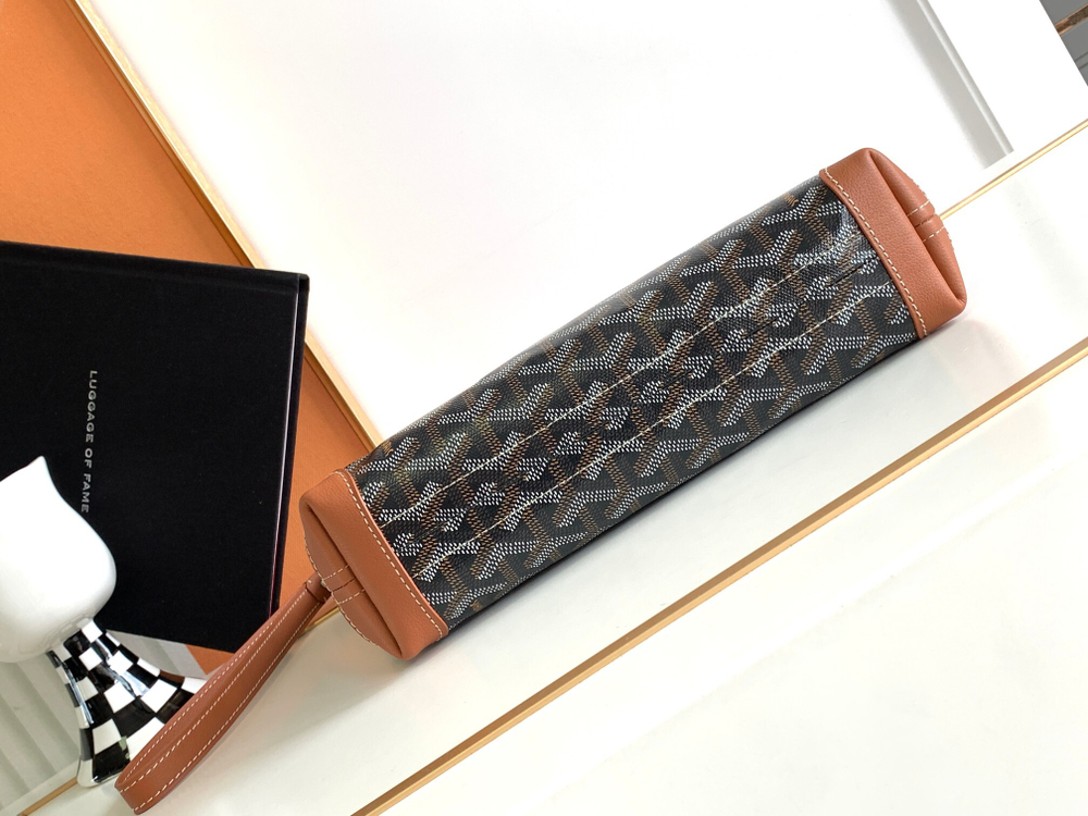 Goyard Conti Pouch