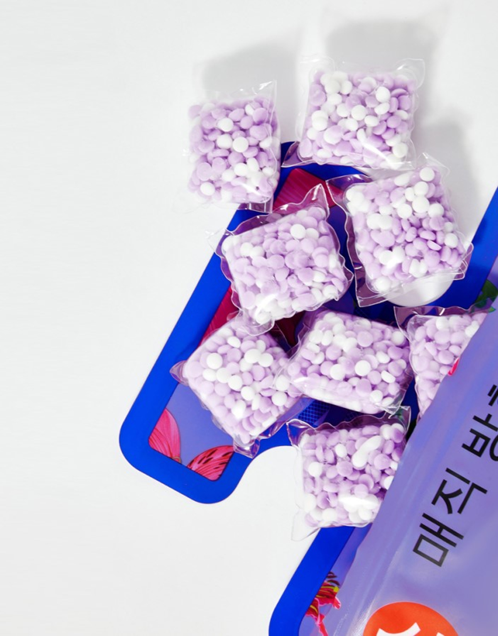 [NAMZA] Кондиционер для белья в капсулах АЗИАТСКАЯ ЛИЛИЯ Flora Aroma Trendy Santo Domingo, 14шт*84гр