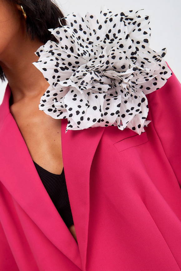 Брошь Pion, белый в черный горох