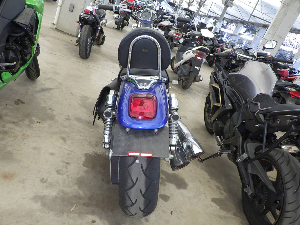 Harley-Davidson V-Rod VRSCAW 1130 054021