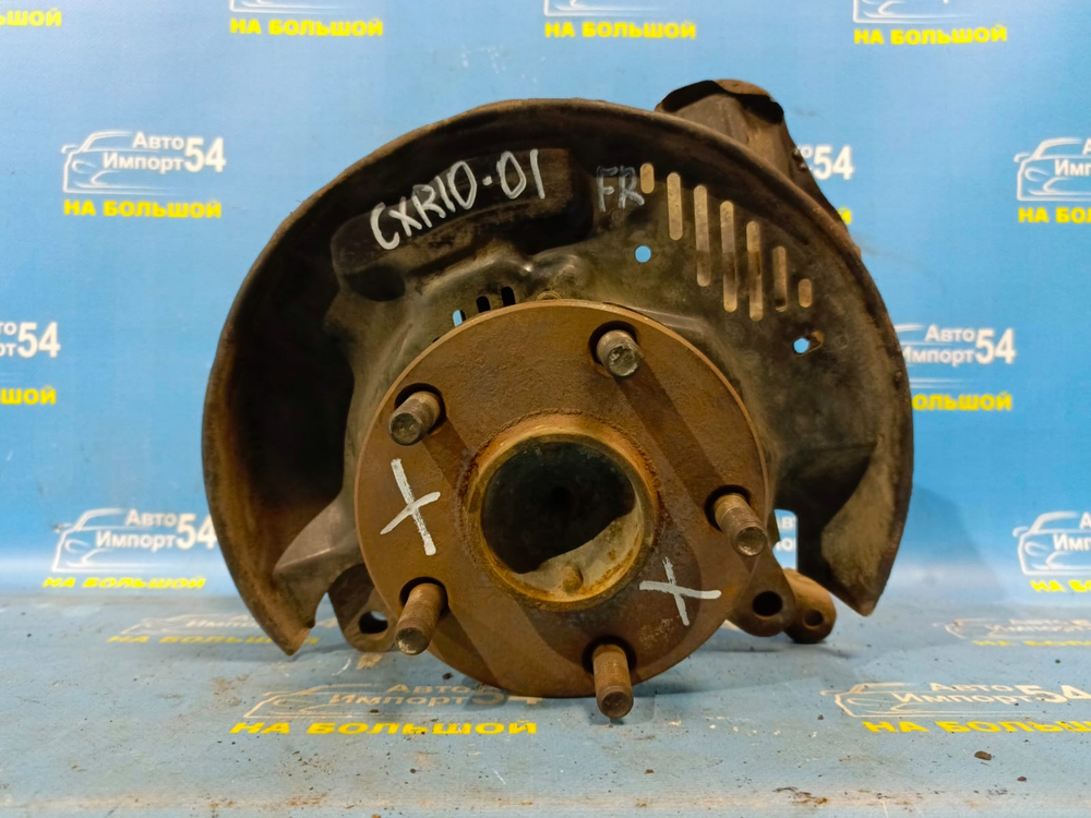 Ступица передняя правая TOYOTA ESTIMA 1993