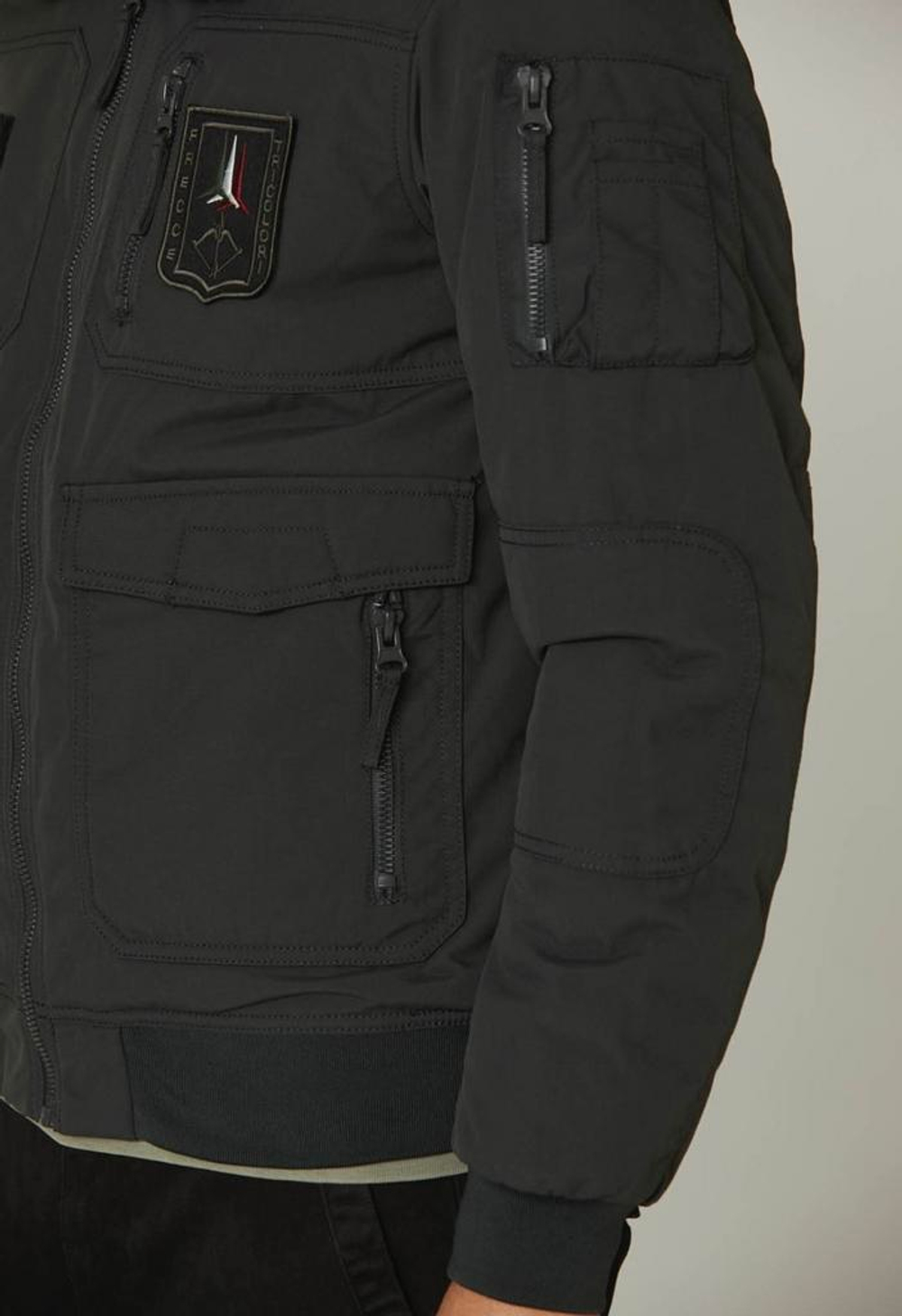 Бомбер муж. AERONAUTICA 2106 хаки нашивки