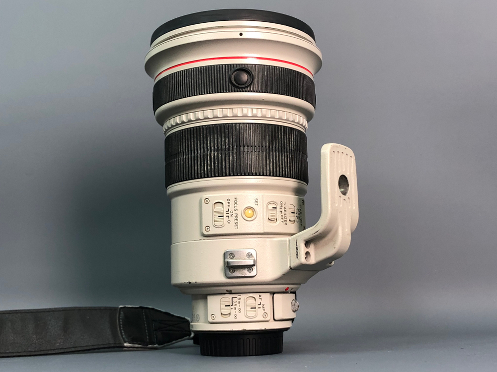 Canon EF 200mm f/2.0 L IS USM