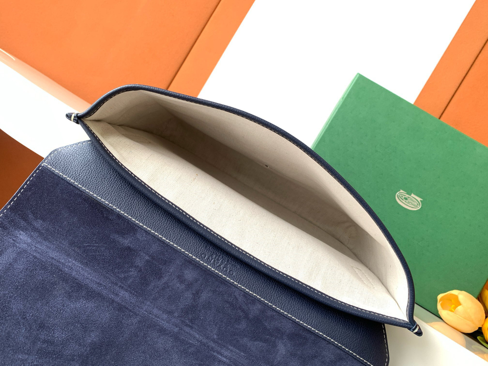 Goyard Coursier Messenger Bag 32 cm