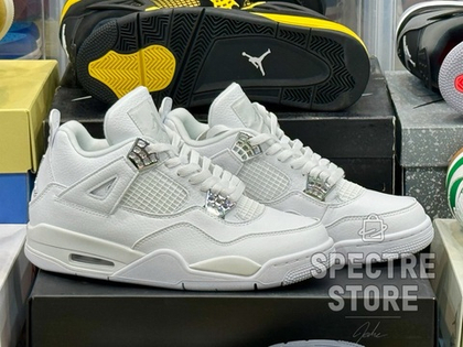 Air Jordan 4 Retro Pure Money
