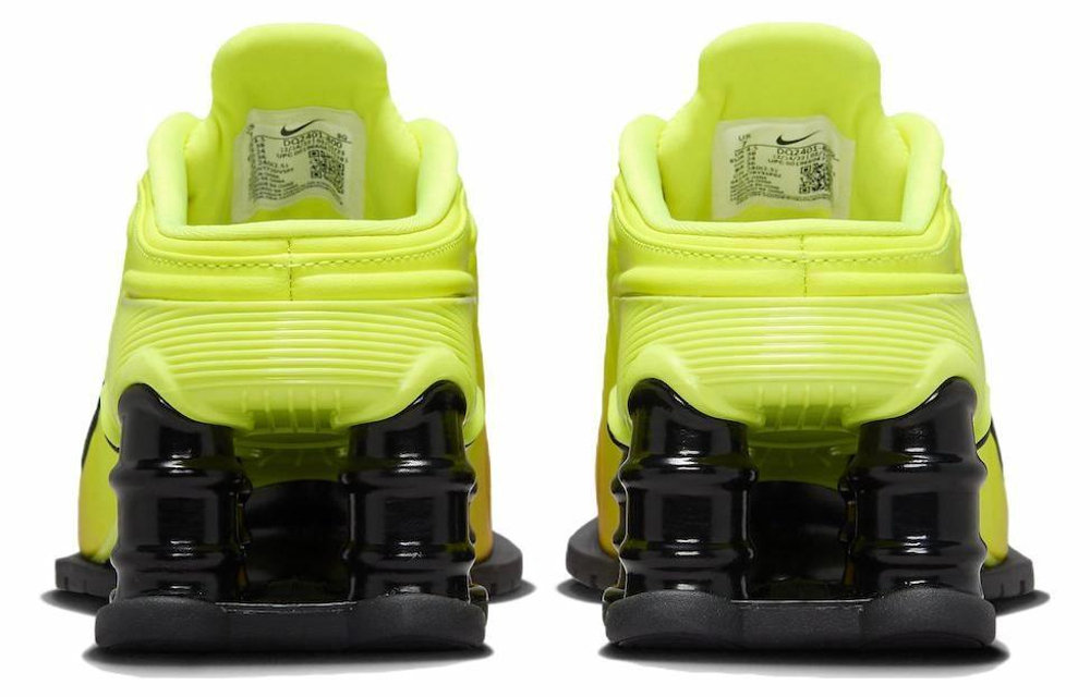 Кроссовки Martine Rose X Nike Shox Mr4 "Safety Orange" (Женская размерная сетка)