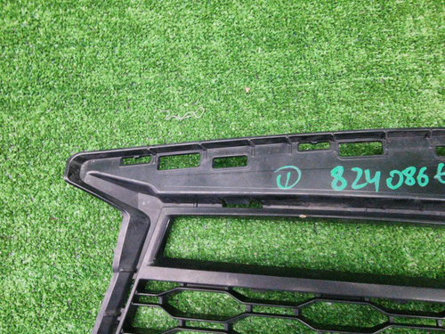 Решетка перед. бампера BMW 5er G30 (17-20) M-paket