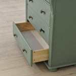 Комод для одежды Сюзанна, деревянный из массива сосны в викторианском стиле