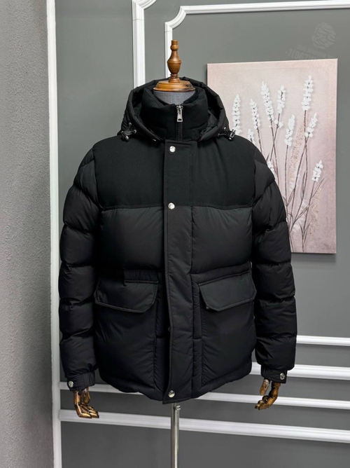 Пуховик Moncler