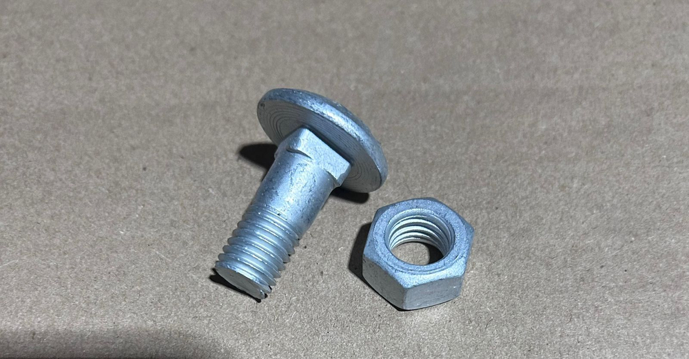 3011805 Болт с гайкой M12x30 10,9