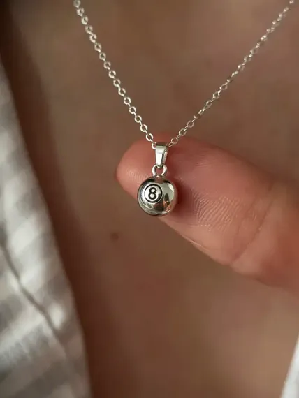 Подвеска шар бильярдный 8 из серебра 925 пробы, life фото.