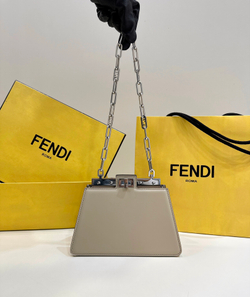 Fendi Peekaboo Cut Petite 20 cm