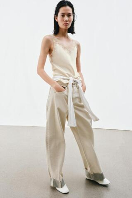 ZARA АТЛАСНЫЙ ТОП С КРУЖЕВОМ — ZW COLLECTION, ЭКРЮ