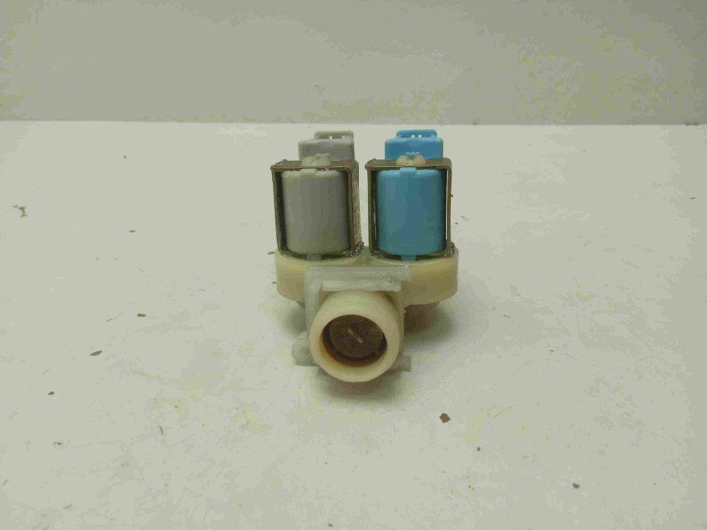 EWF1025 кт207 Клапан подачи воды для стиральной машины Electrolux EWF1025 б/у
