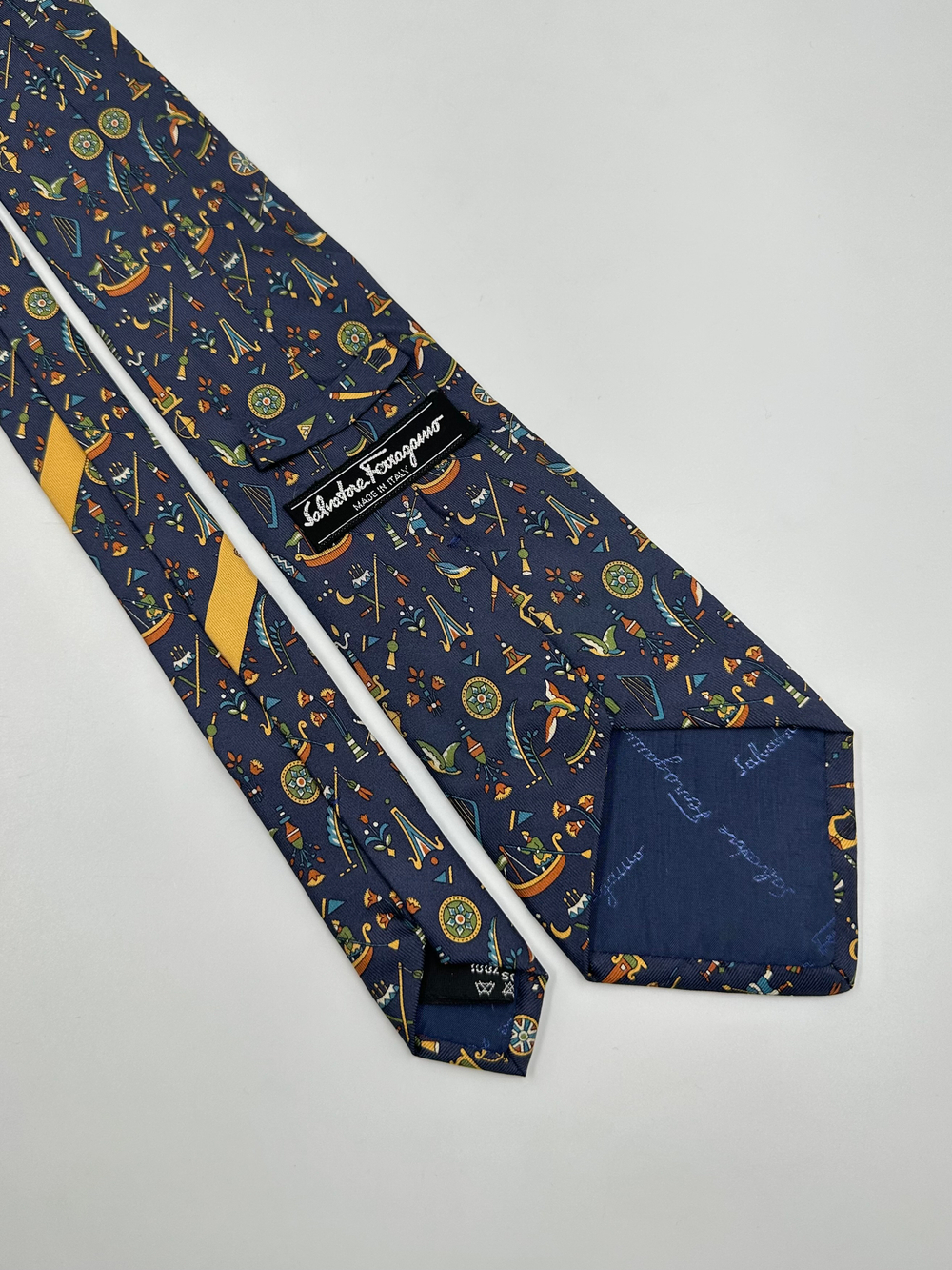 Галстук синий Salvatore Ferragamo