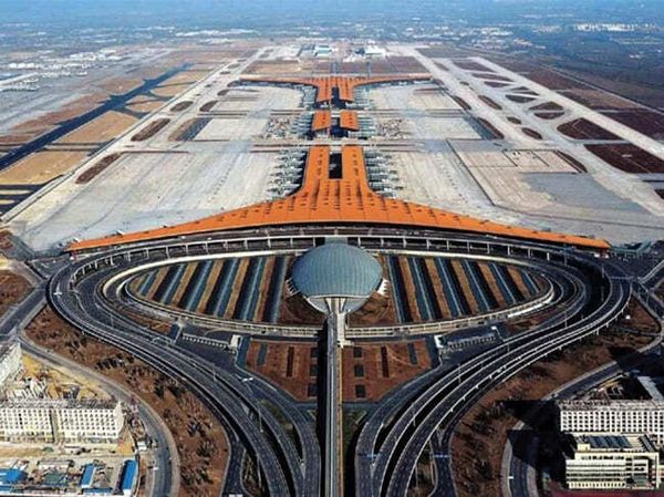 Аэропорт Пекин-Шоуду, Китай