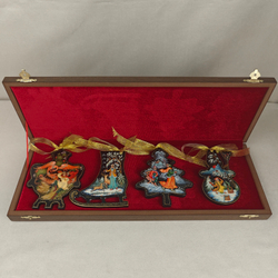 Набор из 4-х ёлочных игрушек "Русская зима" с росписью Палех