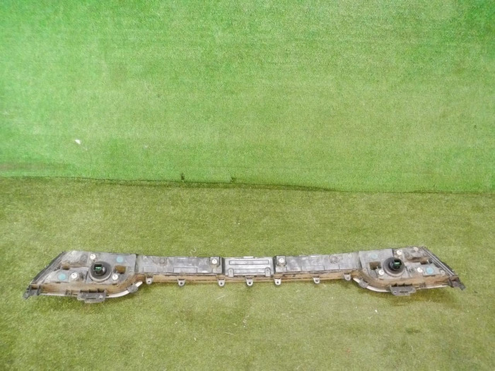 Фонарь крышки багажника Genesis G90 (2018-2022)