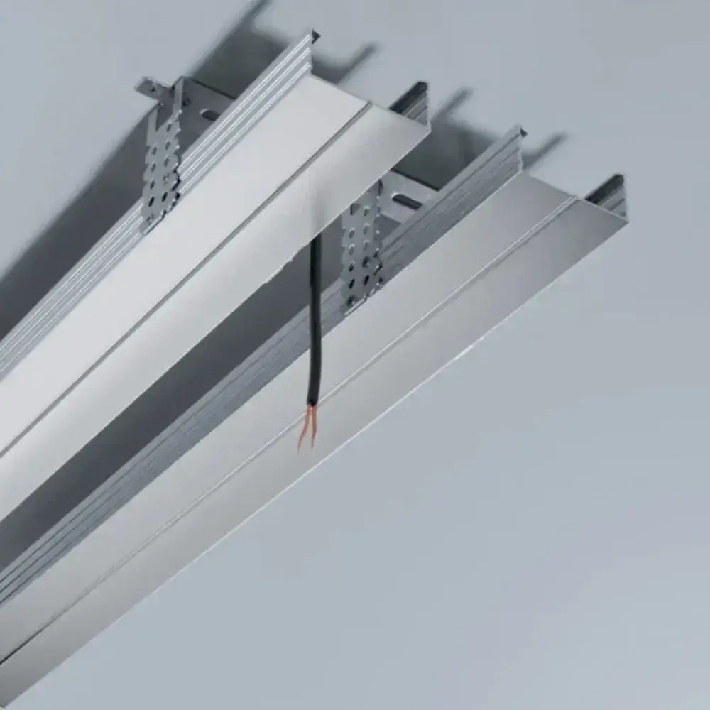 Трек встраиваемый в гипсокартон 2000мм / 48В, для гкл 12,5мм ,2 торцевые заглушки в комплекте/48V, черный