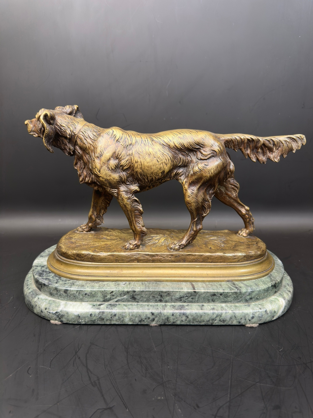 Бронзовая скульптура «Охотничья собака. Сеттер»