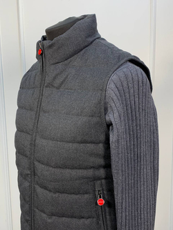 Безрукавка Kiton