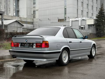 BMW 525i