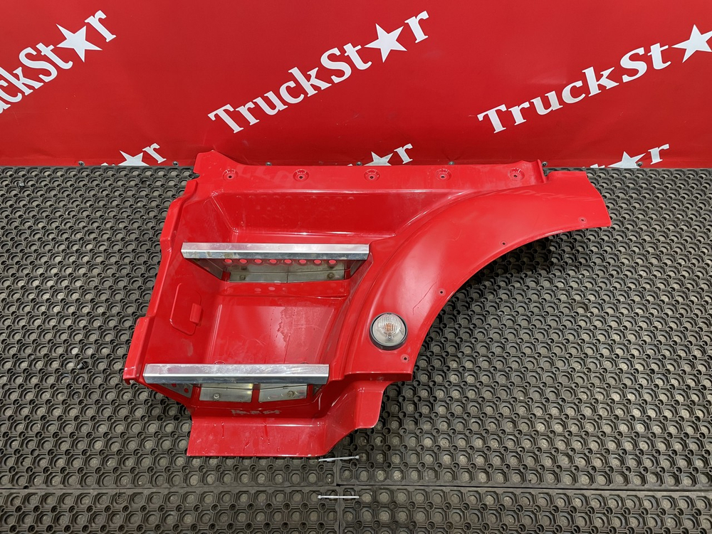 Корпус подножек левый