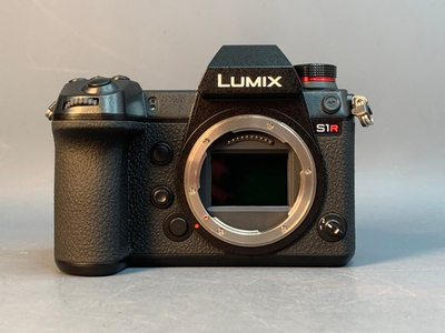 Panasonic Lumix DC-S1R Body 4170 кадров