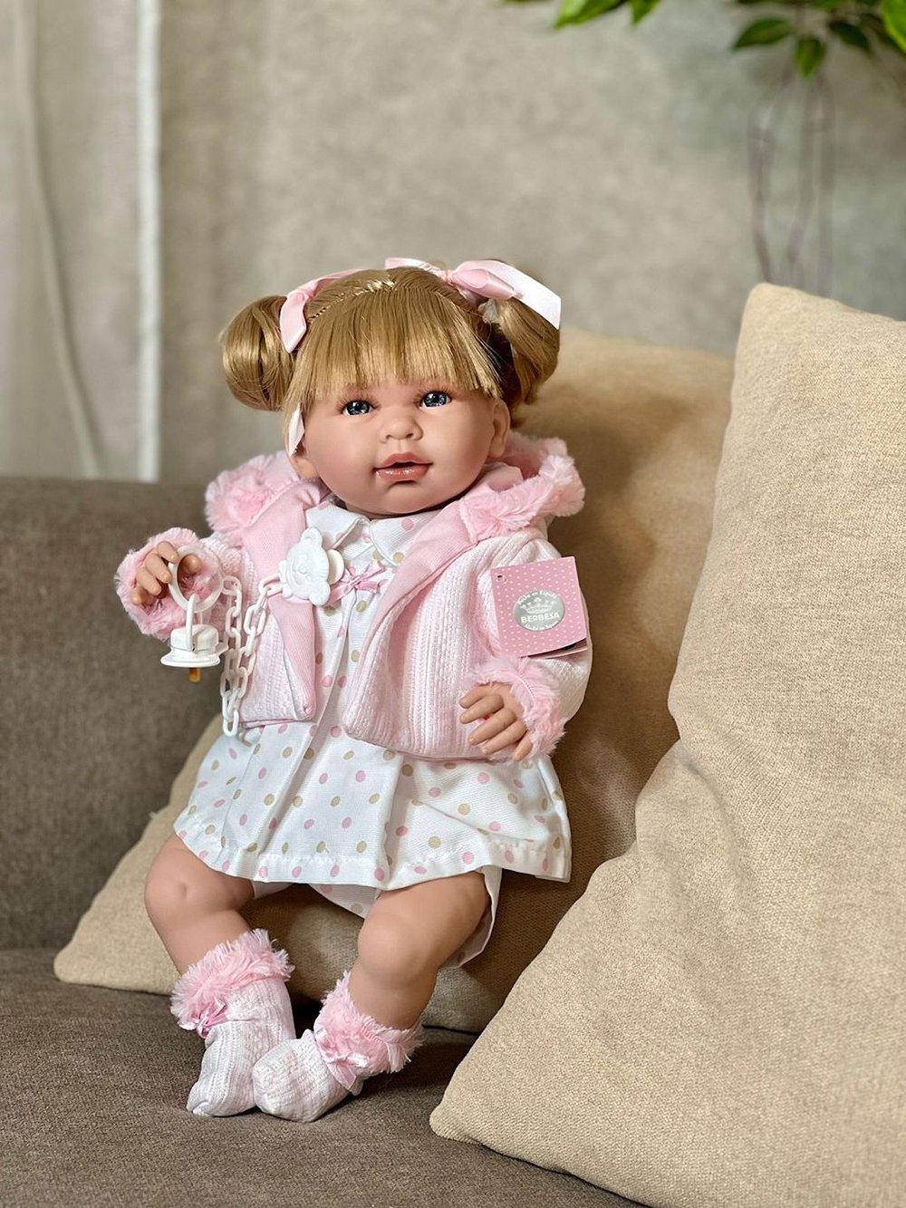 Кукла Berbesa мягконабивная 45см Daniela (4510K)