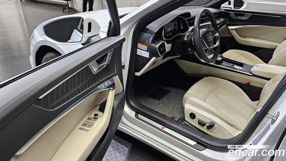 Audi A6 (C8) 45 TFSI Premium (08.2023)