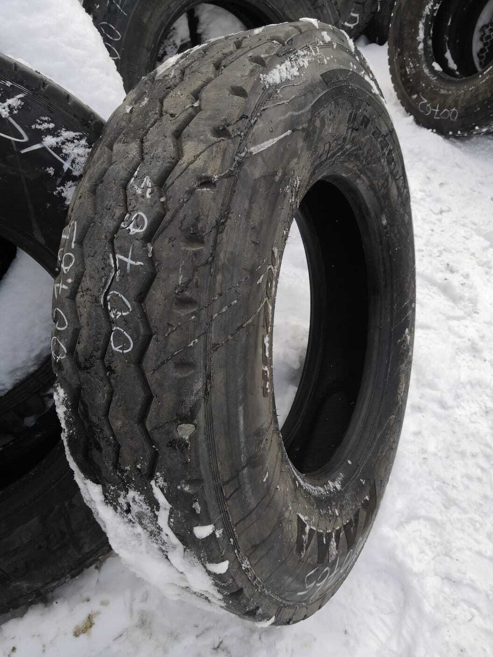 11R22.5 Kama NF701 шина б/у