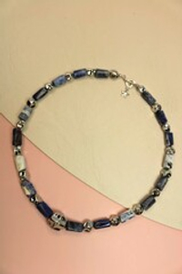 Колье-чокер из содалита «Полуночный ритм»