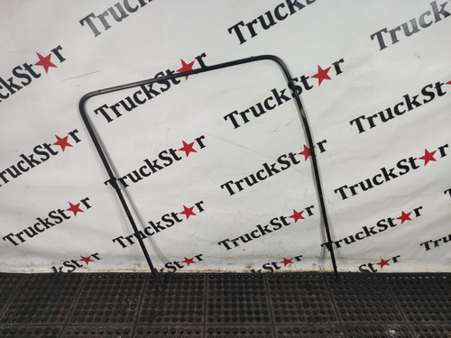 Направляющая стекла двери левой