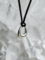 Подвеска Lucky Stone на шнурке