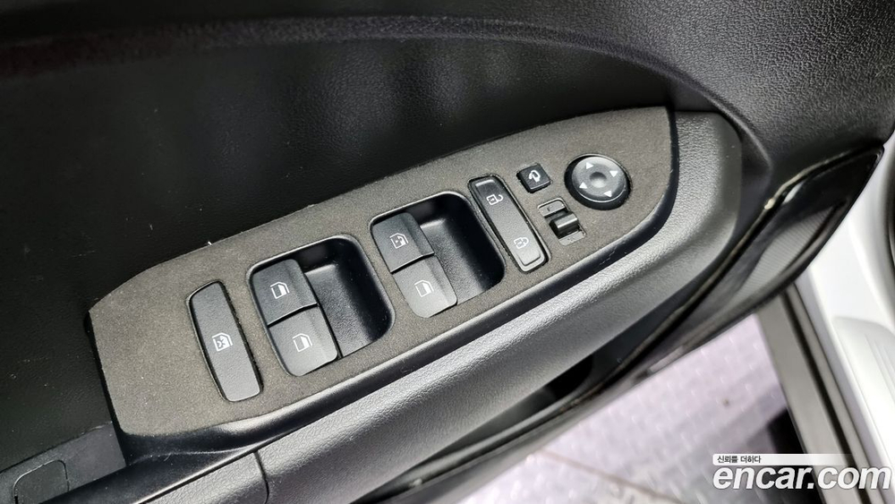Hyundai Venue 1.6 Modern (09.2019)