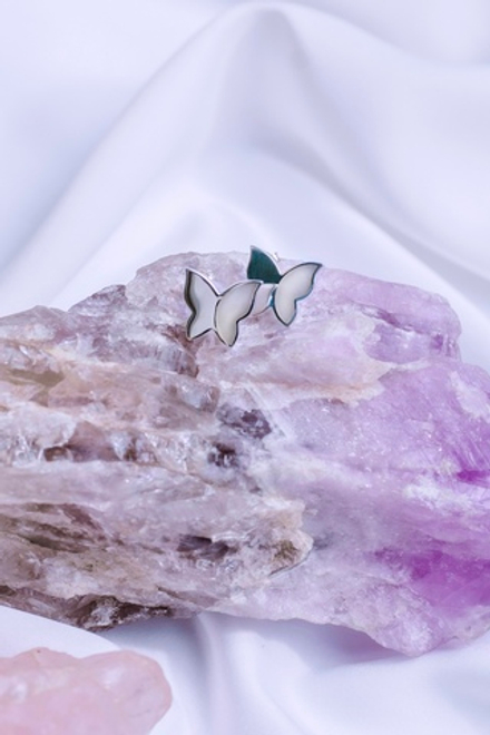 Серьги «Бабочка» с белым перламутром