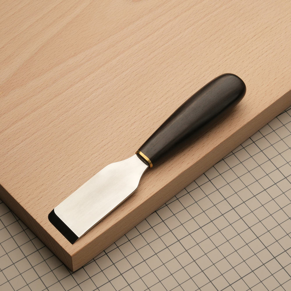 Нож прямой с закругленным уголком для шерфовки и раскроя