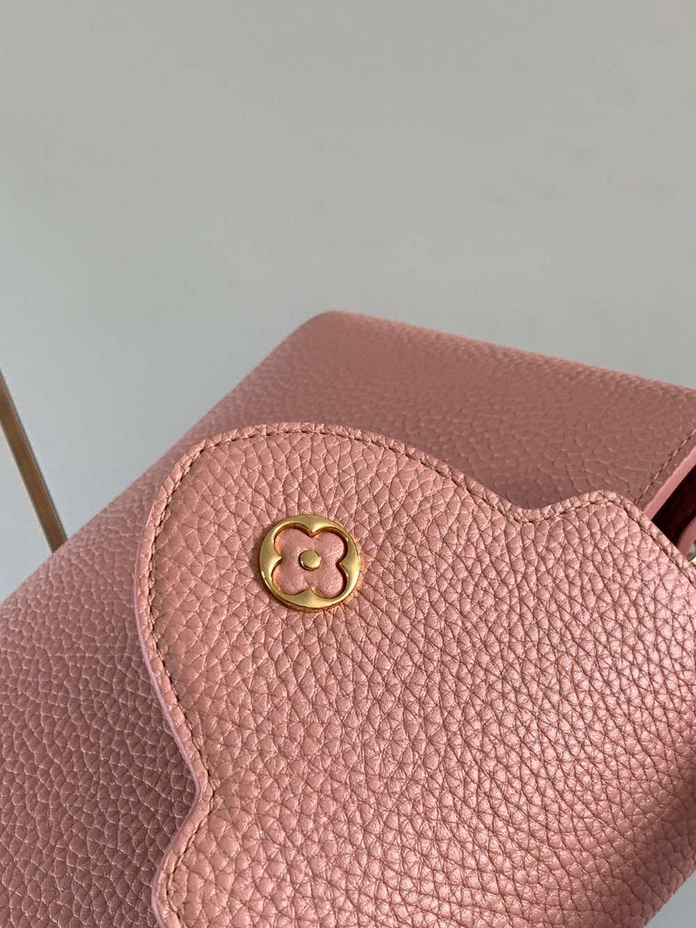 Louis Vuitton Capucines BB