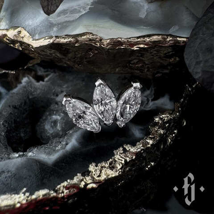 Кластер "Triple Marquise" - Белое золото - White CZ